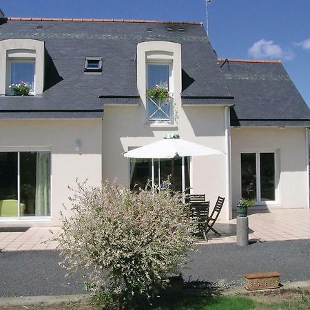 Amazing Apartment In Roz-Landrieux With Kitchen Экстерьер фото