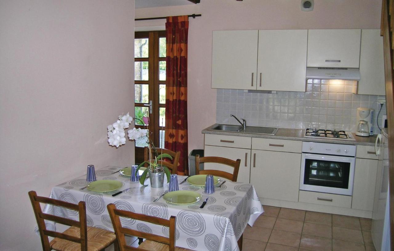 Amazing Apartment In Roz-Landrieux With Kitchen Экстерьер фото