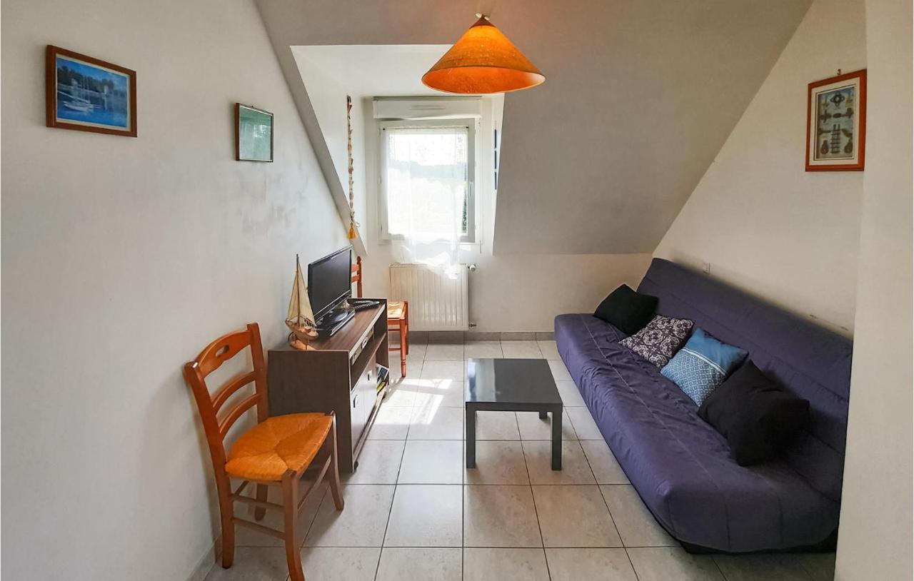 Amazing Apartment In Roz-Landrieux With Kitchen Экстерьер фото