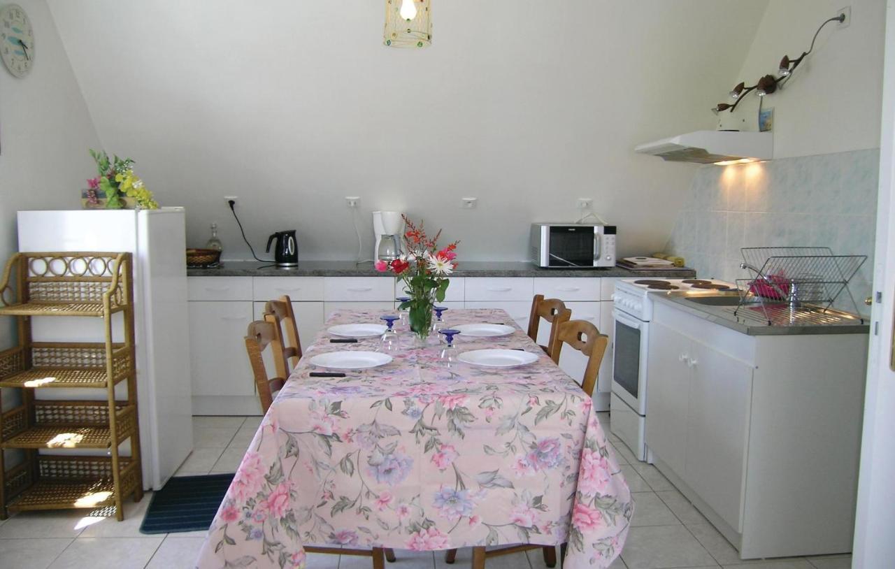 Amazing Apartment In Roz-Landrieux With Kitchen Экстерьер фото