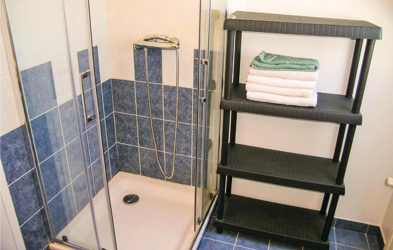 Amazing Apartment In Roz-Landrieux With Kitchen Экстерьер фото