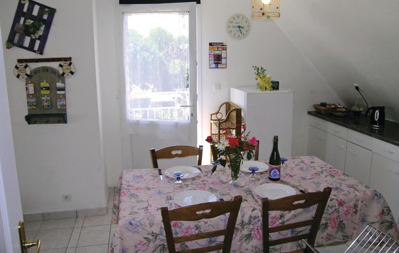 Amazing Apartment In Roz-Landrieux With Kitchen Экстерьер фото